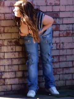 big tits teen tara public flashing at an outdoor museum